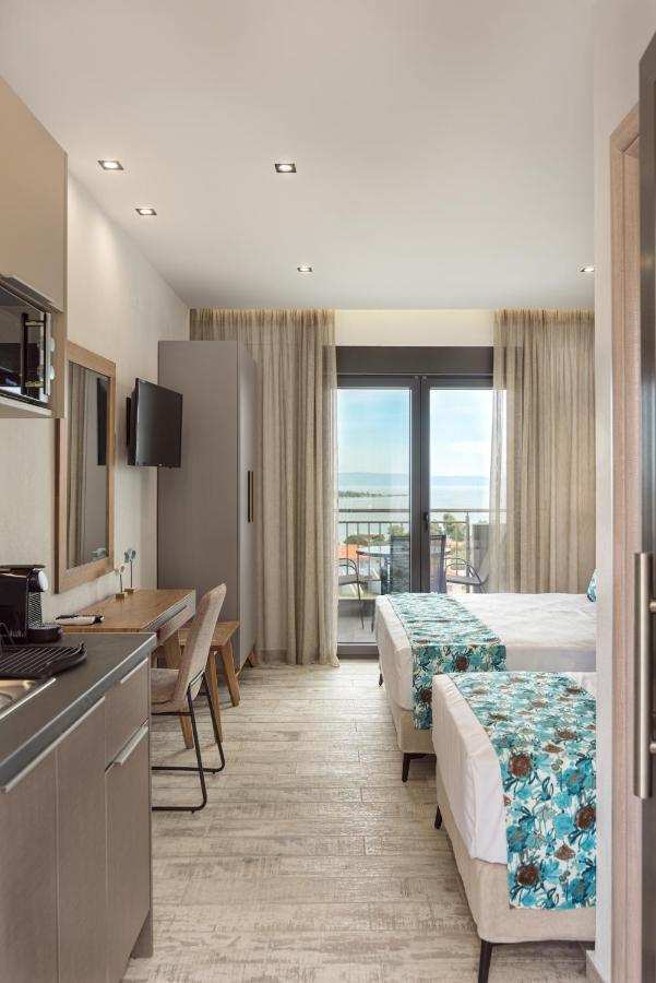 Thea Luxury Apartments Vourvourou Exterior photo